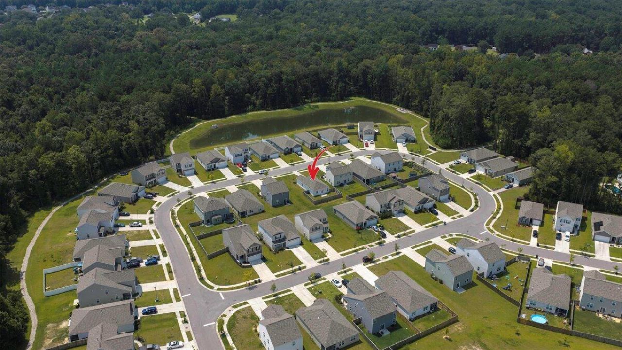 150 Cloverleaf Street Photo 38