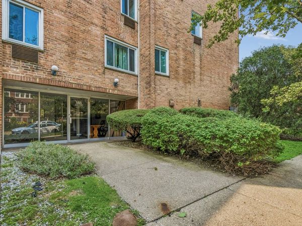 777 Hinman Avenue, Unit 35, Evanston, IL 60202