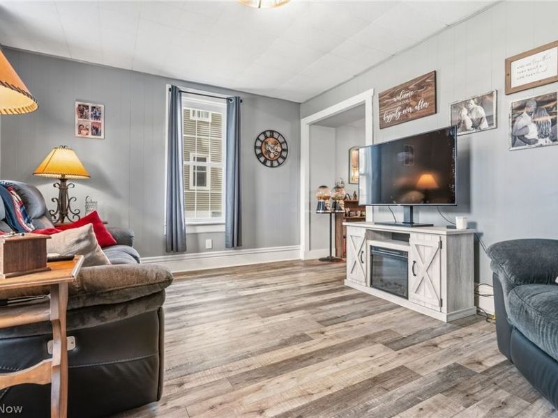 618 Guy Street NW, Massillon, OH 44647 Photo 5