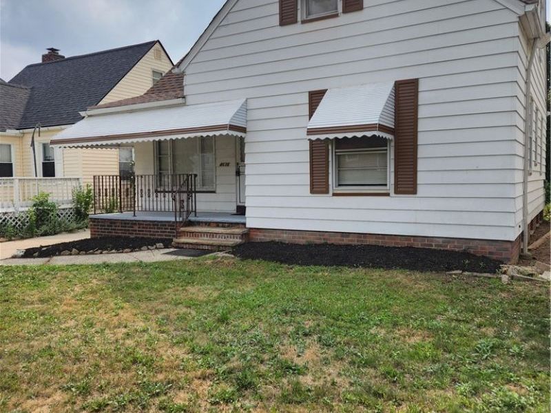 4636 90th Street, Garfield Heights, OH 44125 Photo 2