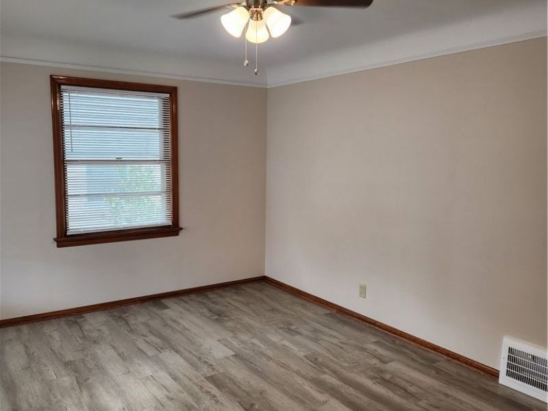 4636 90th Street, Garfield Heights, OH 44125 Photo 8