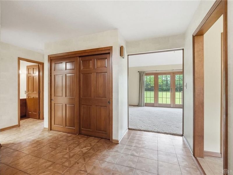 8751 Pleasant Plain Road, Brookville, OH 45309 Photo 10