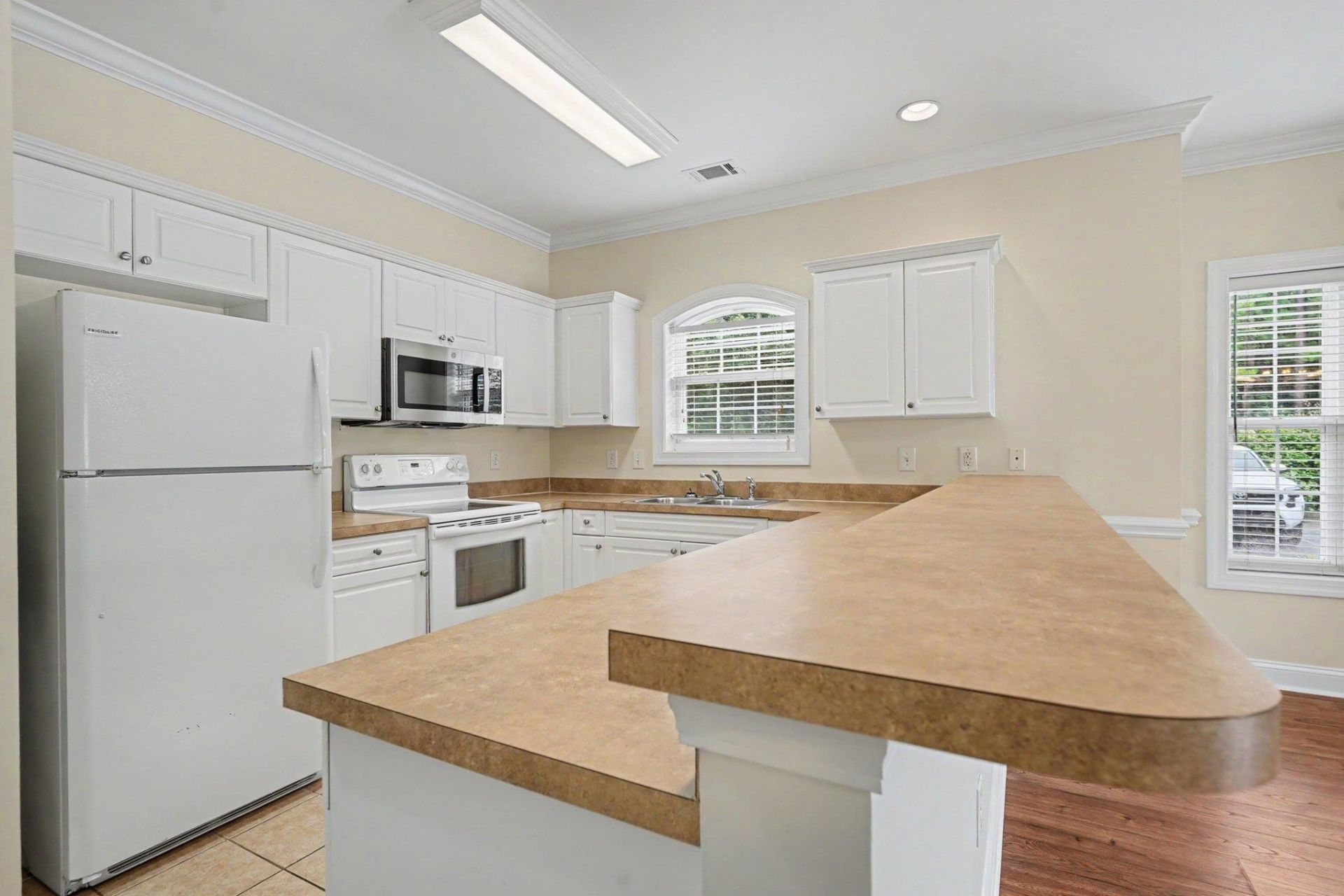 4803 Bovardia Pl. Photo 11