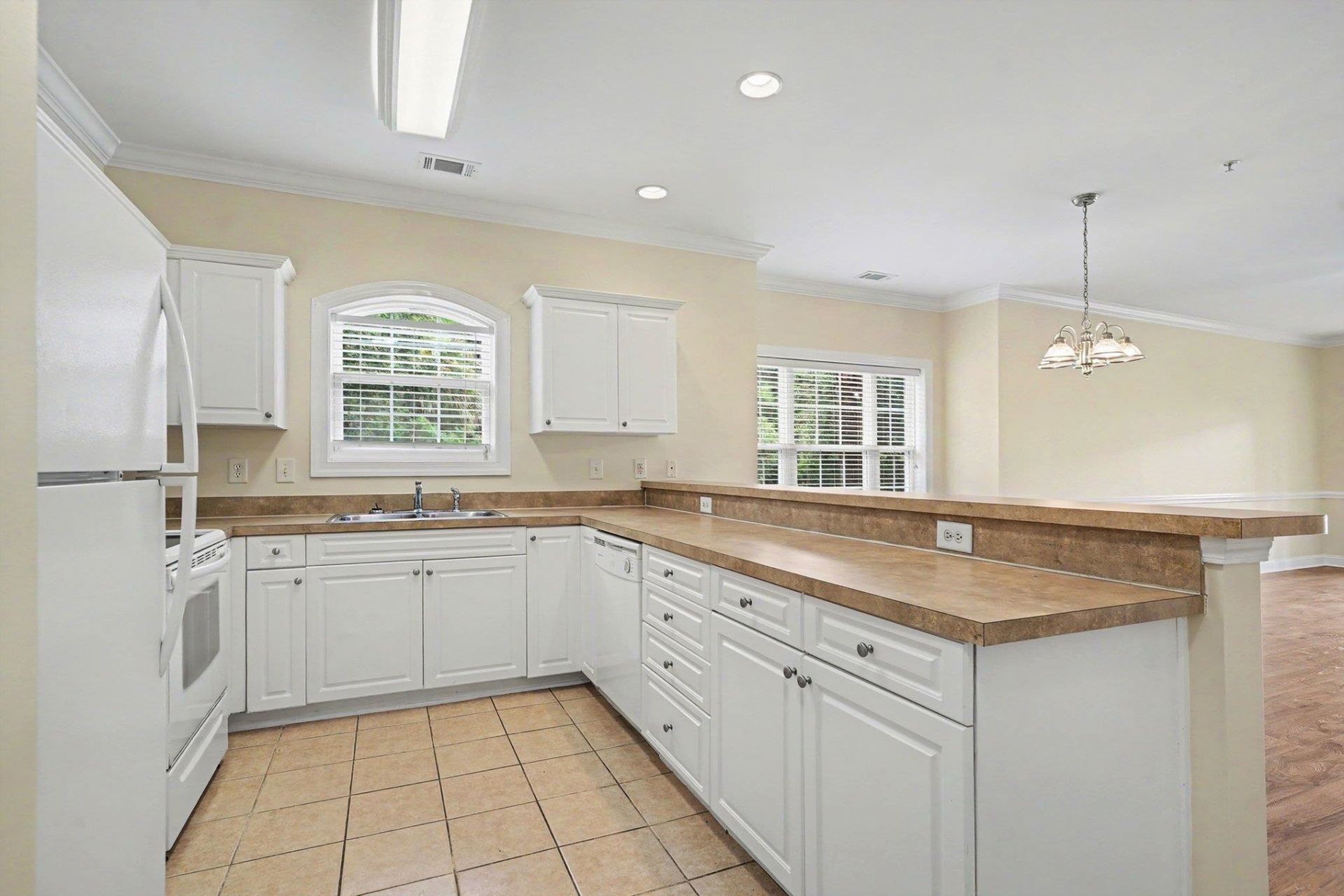 4803 Bovardia Pl. Photo 12