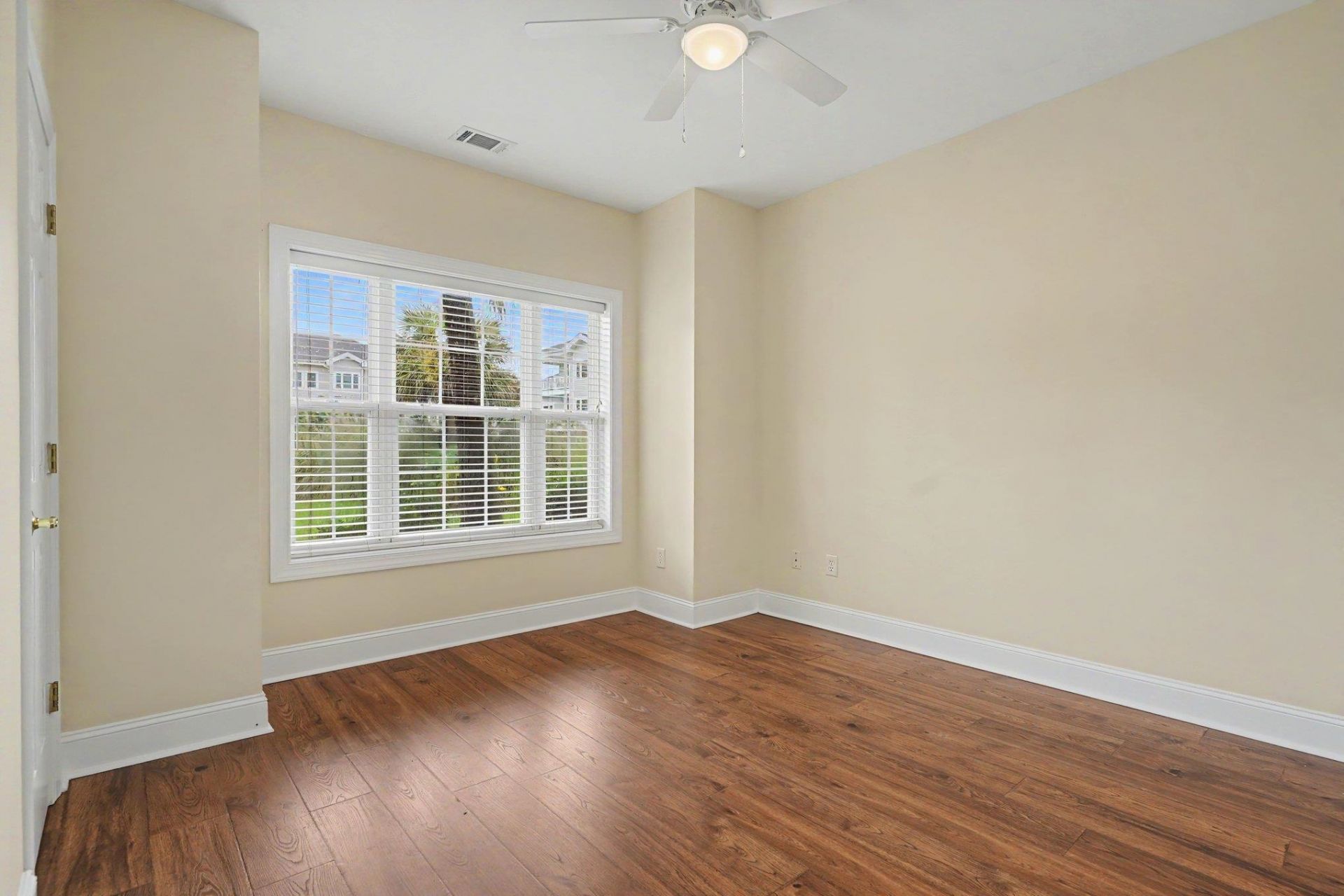 4803 Bovardia Pl. Photo 14