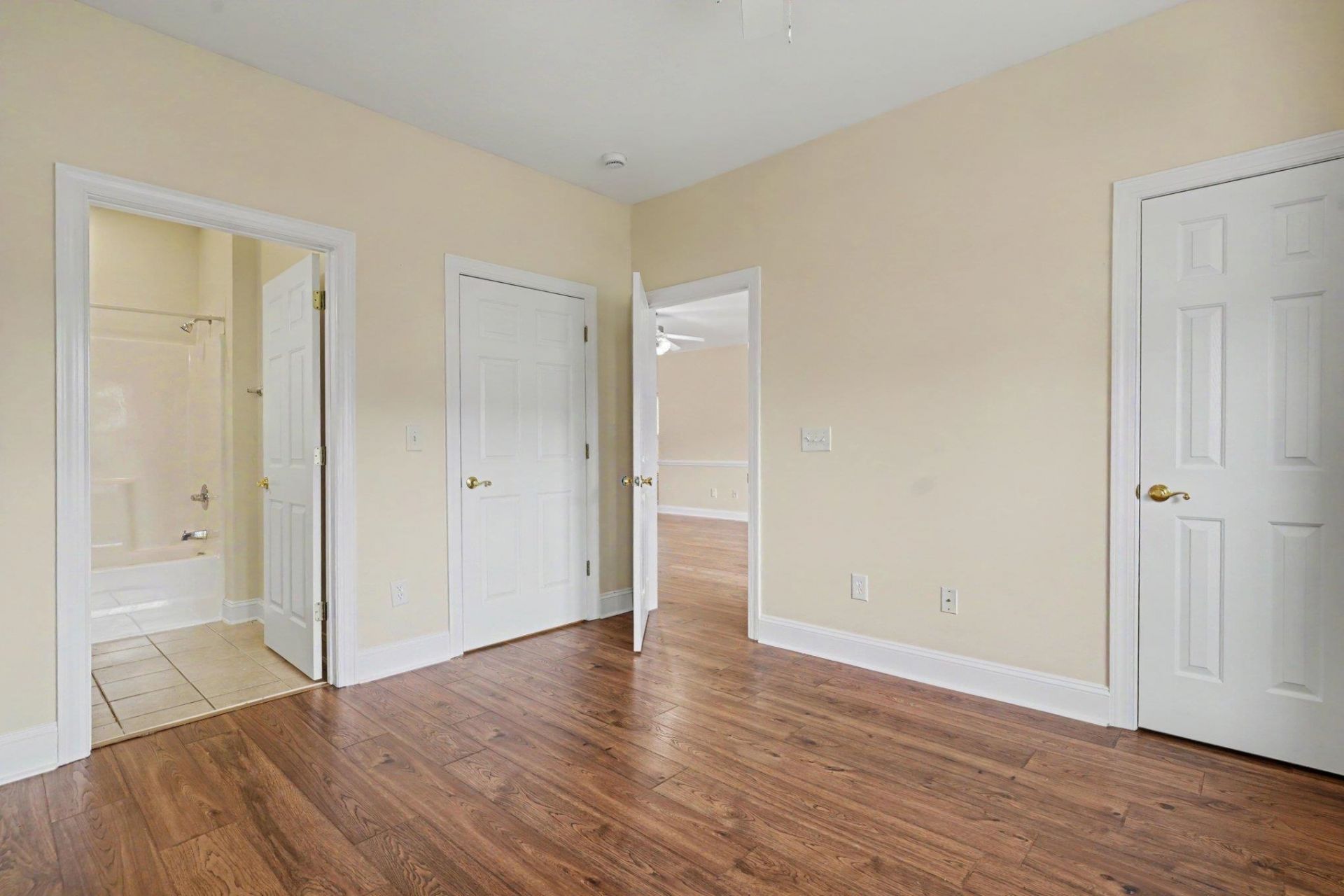 4803 Bovardia Pl. Photo 15