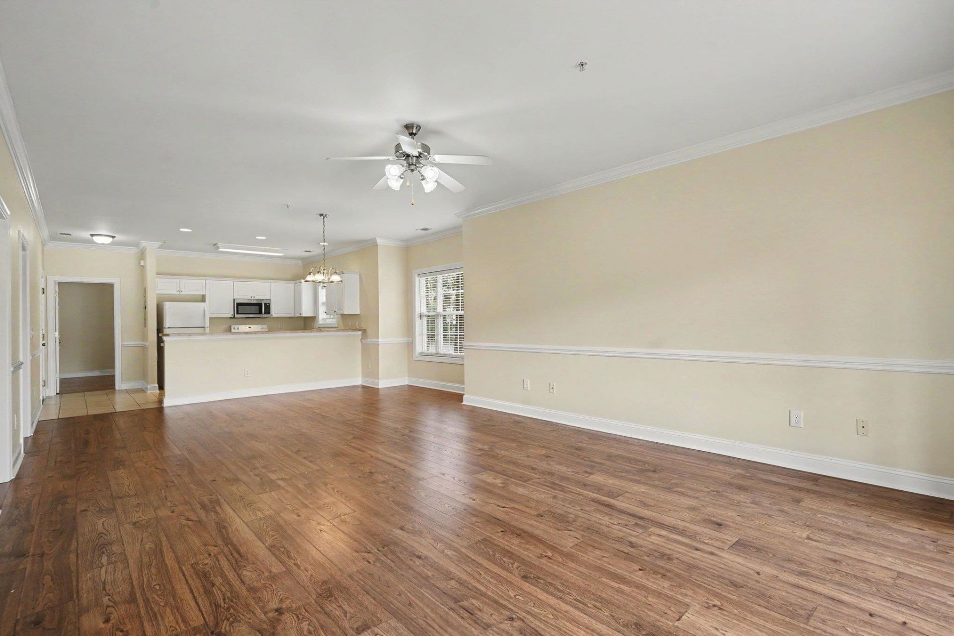 4803 Bovardia Pl. Photo 4