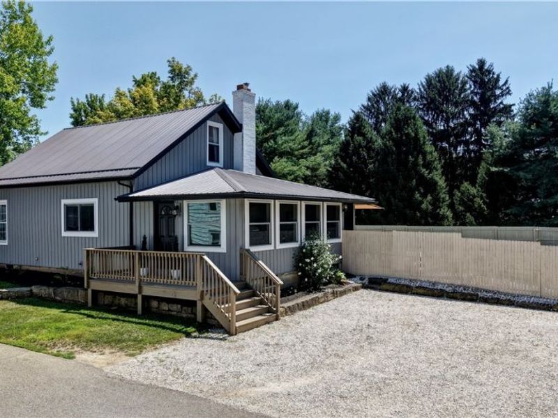 403 Milton Street, Wilmot, OH 44689 Photo 4