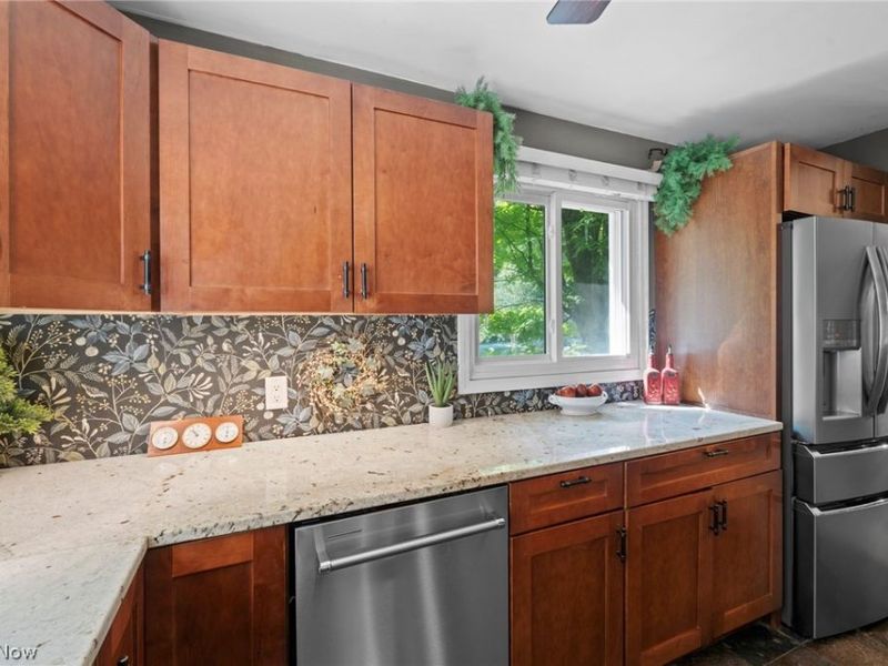 14474 Mill Hollow Lane, Strongsville, OH 44136 Photo 12