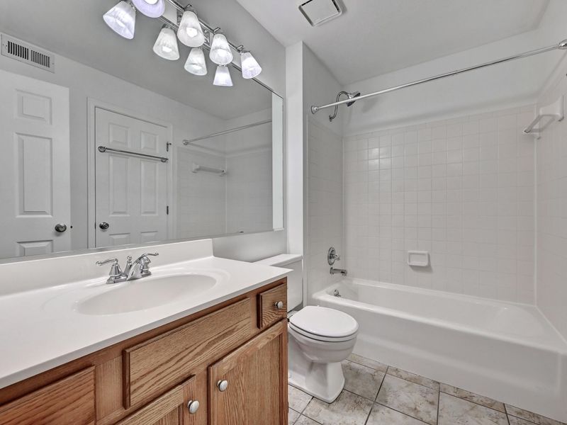 535 Cloverfield Lane, Unit 204, Fort Wright, KY 41011 Photo 17