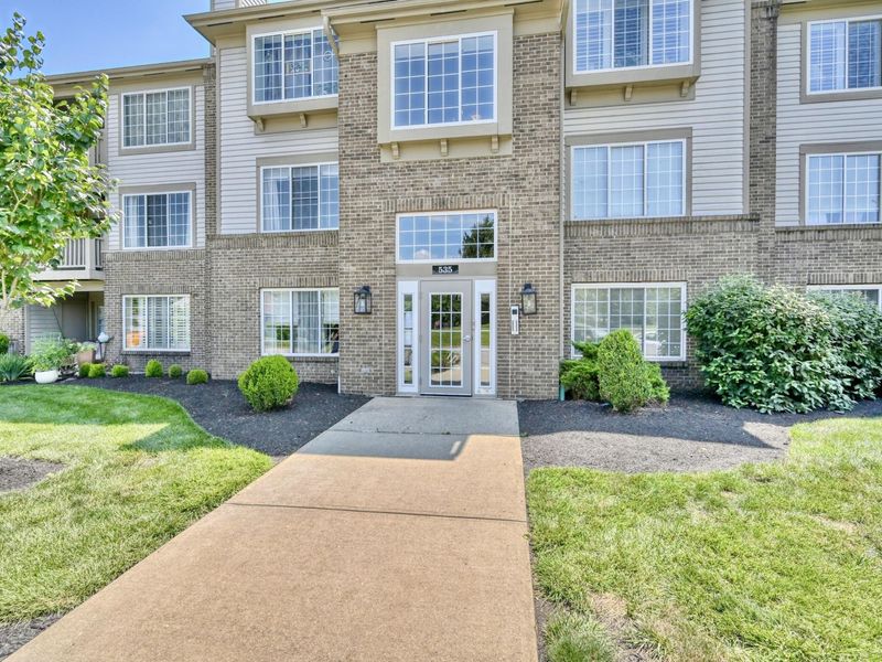 535 Cloverfield Lane, Unit 204, Fort Wright, KY 41011 Photo 2
