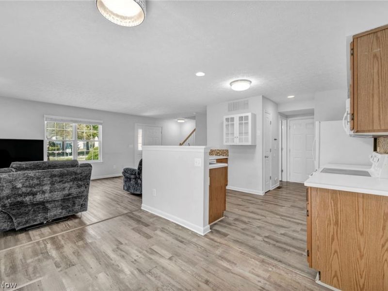 23233 Grist Mill Court, Unit 25A, Olmsted Falls, OH 44138 Photo 14