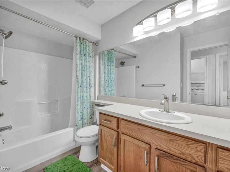 23233 Grist Mill Court, Unit 25A, Olmsted Falls, OH 44138 Photo 33
