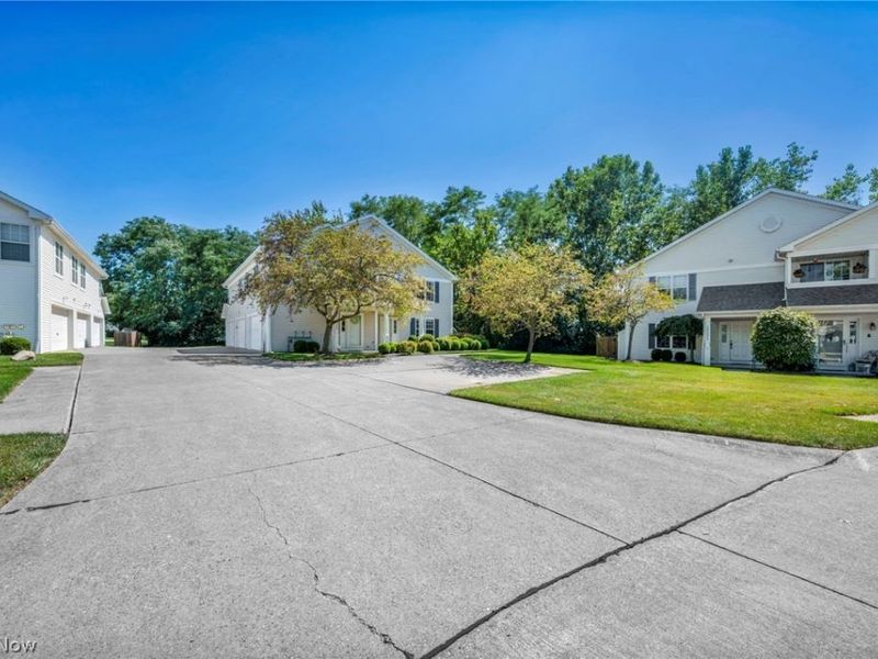 23233 Grist Mill Court, Unit 25A, Olmsted Falls, OH 44138 Photo 40