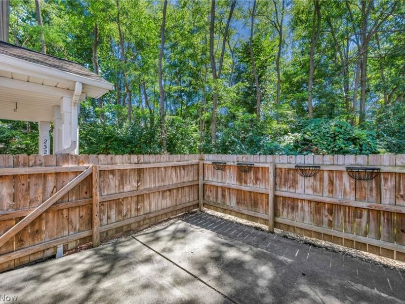 23233 Grist Mill Court, Unit 25A, Olmsted Falls, OH 44138 Photo 42