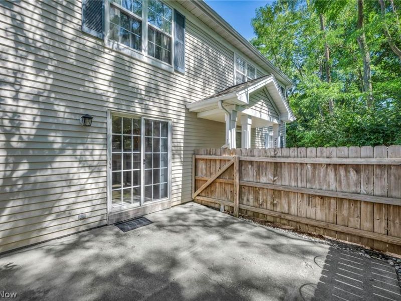 23233 Grist Mill Court, Unit 25A, Olmsted Falls, OH 44138 Photo 44