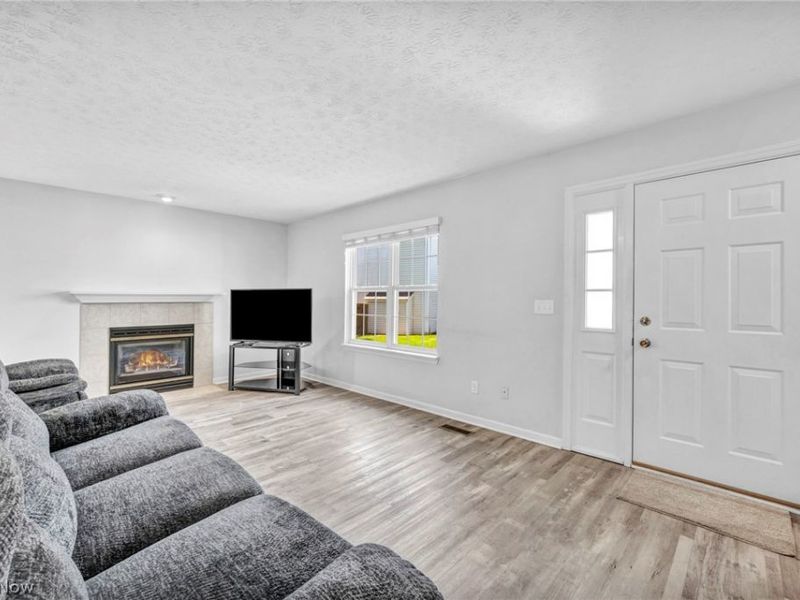 23233 Grist Mill Court, Unit 25A, Olmsted Falls, OH 44138 Photo 7