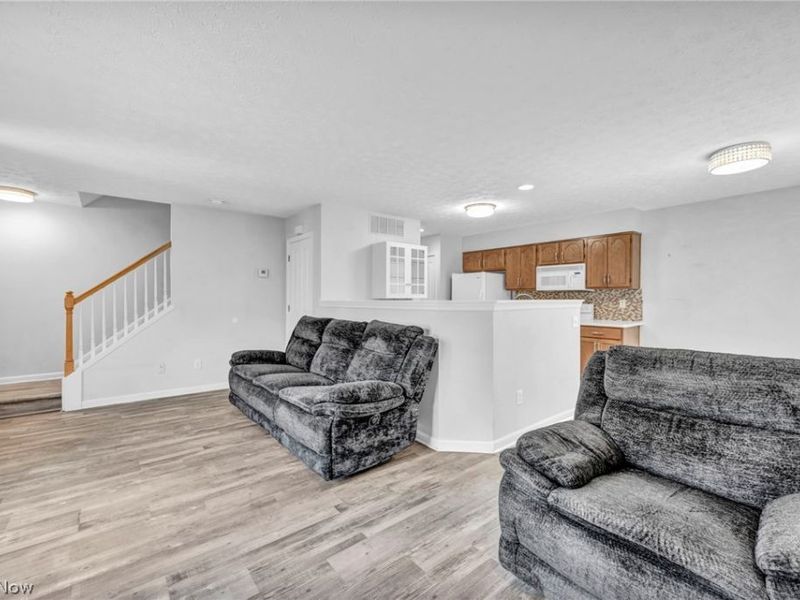 23233 Grist Mill Court, Unit 25A, Olmsted Falls, OH 44138 Photo 8