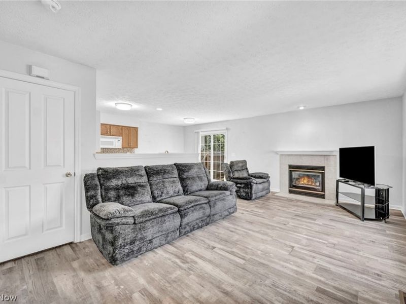 23233 Grist Mill Court, Unit 25A, Olmsted Falls, OH 44138 Photo 9