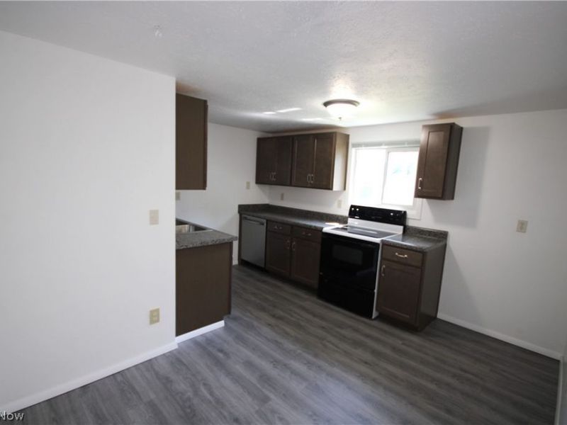 1162 Jackson Street, Vermilion, OH 44089 Photo 4