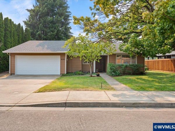 4154 5th St, Hubbard, OR 97032
