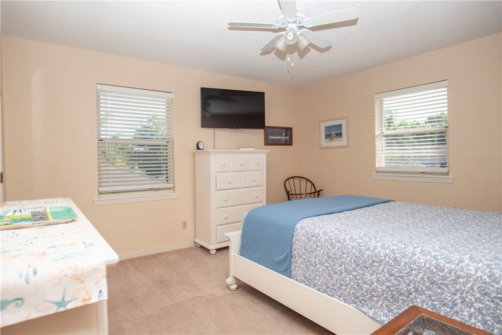 574 S Easy Street, Sebastian, FL 32958 Photo
