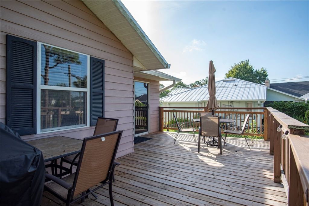 574 S Easy Street, Sebastian, FL 32958 Photo