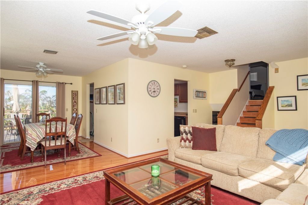574 S Easy Street, Sebastian, FL 32958 Photo