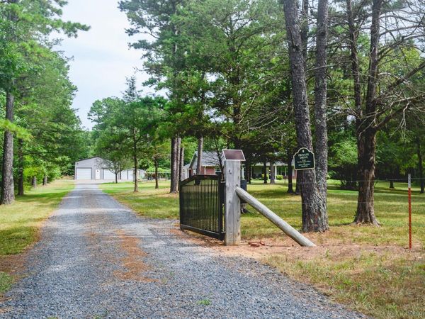 2707 Highway 88 , Mena, AR 71953