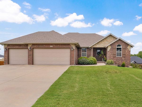 693 Becky Street , Willard, MO 65781