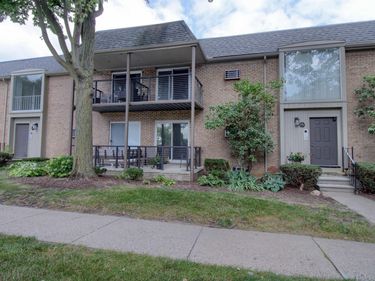 1717 E 14 Mile Road, Unit C, Birmingham, MI 48009