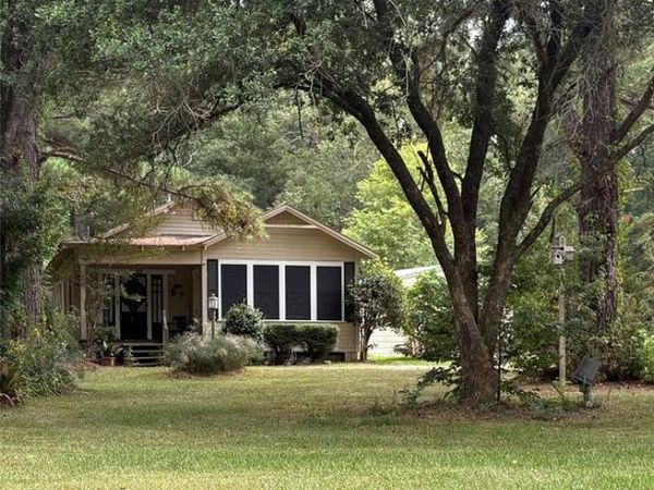 5063 Oak Hollow Street , Keithville, LA 71047
