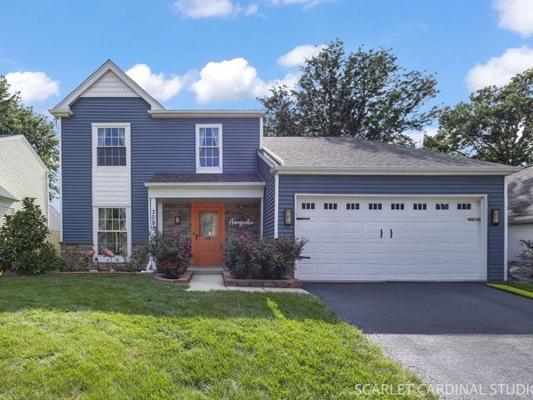 309 Newport Lane , Aurora, IL 60504