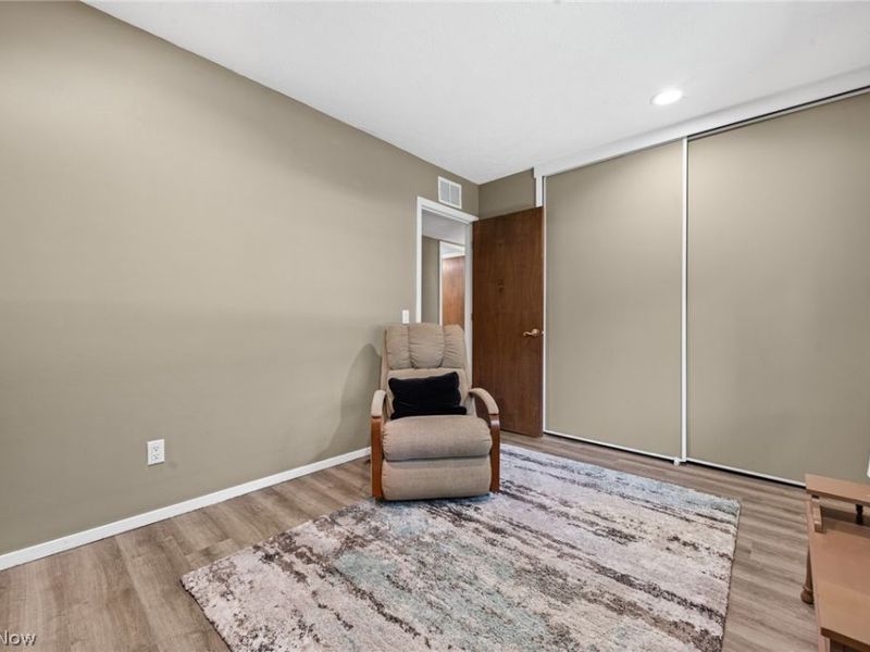 5184 N Barton Road, North Ridgeville, OH 44039 Photo 18