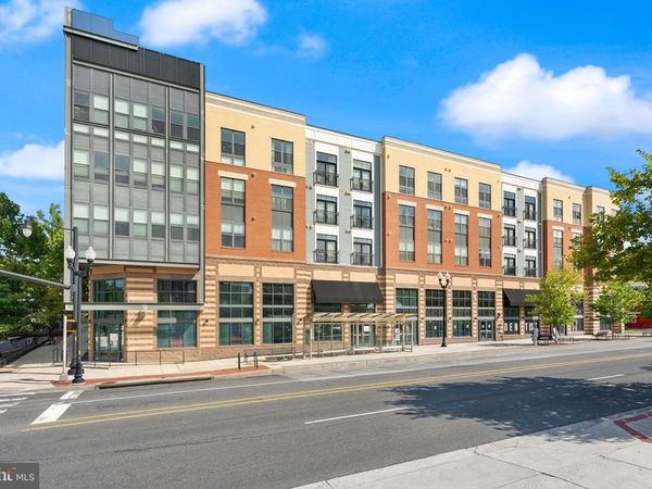 989 S BUCHANAN STREET, Unit 420, ARLINGTON, VA 22204