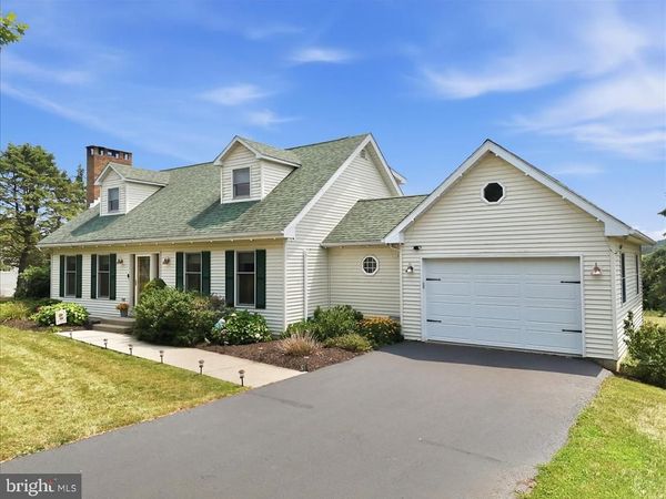522 GREEN LANE, ANDREAS, PA 18211
