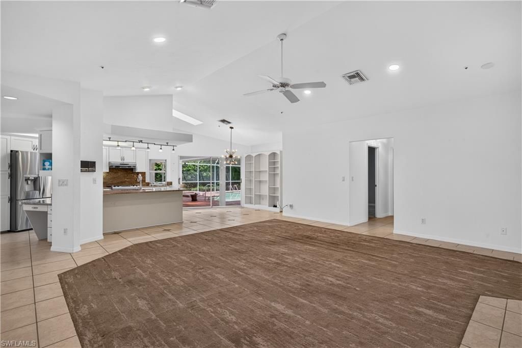 240 Stonegate Ct, Naples, FL 34119 Photo