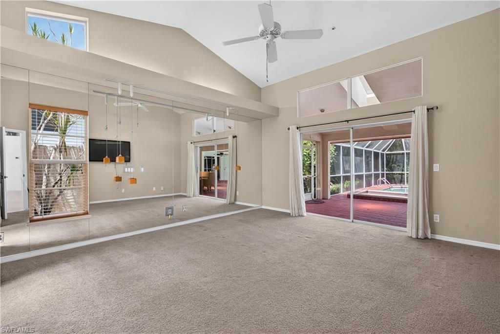 240 Stonegate Ct, Naples, FL 34119 Photo