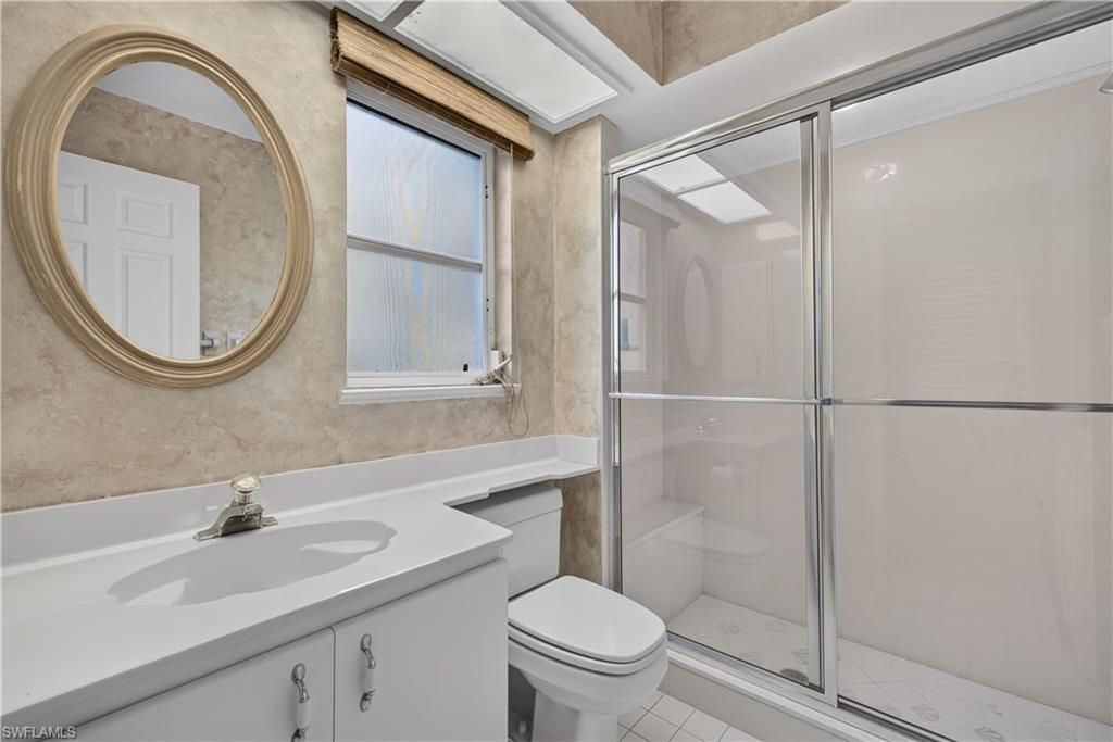 240 Stonegate Ct, Naples, FL 34119 Photo