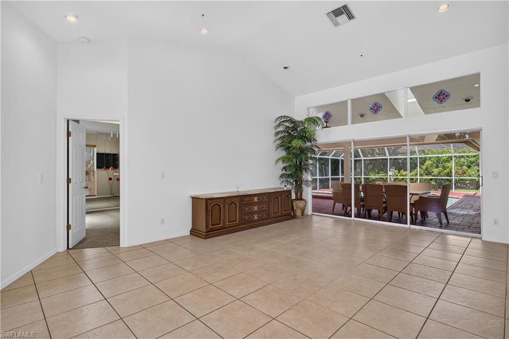 240 Stonegate Ct, Naples, FL 34119 Photo