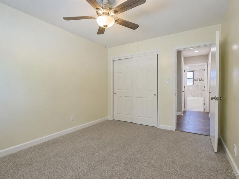 6135 Mernic Drive, Green Township, OH 45248 Photo 17