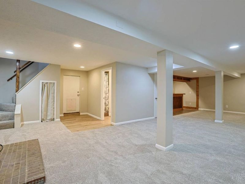 6135 Mernic Drive, Green Township, OH 45248 Photo 21