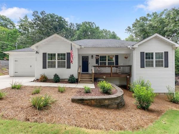 117 Moss Overlook Road , Dawsonville, GA 30534