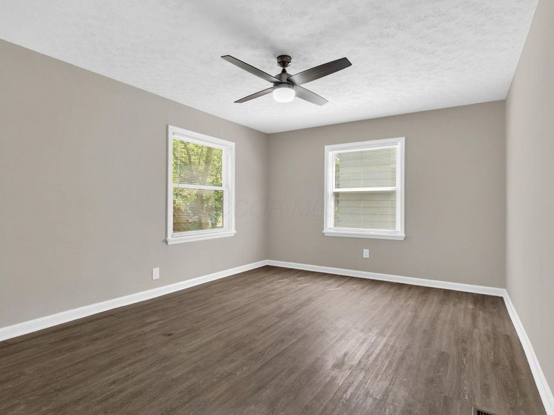 1059 Lawrence Drive, Columbus, OH 43207 Photo 12