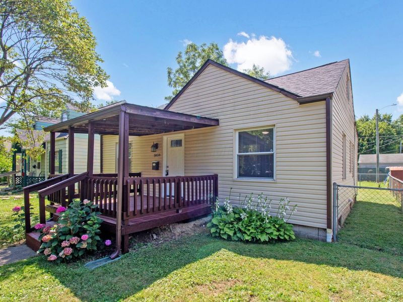 1059 Lawrence Drive, Columbus, OH 43207 Photo 6