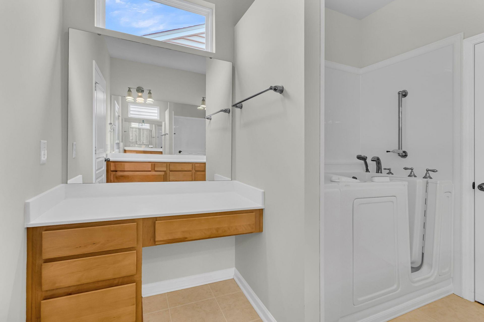 407 Waterlily Way Photo 22