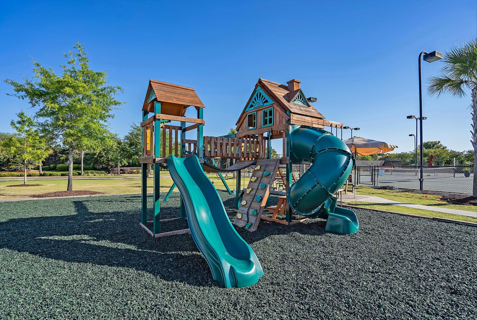 407 Waterlily Way Photo 64