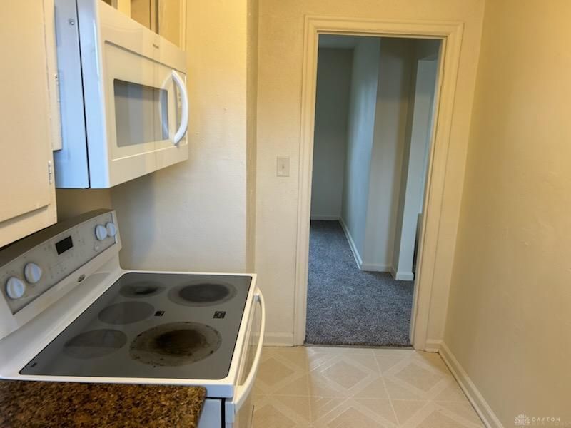 376-378 Morris Drive, Fairborn, OH 45324 Photo 4