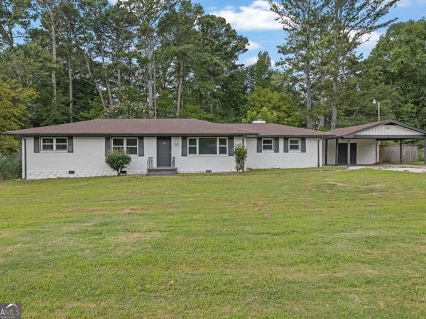 1563 Rockbridge Road, Stone Mountain, GA 30087