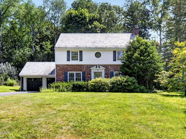 6 Loudon Parkway, Loudonville, NY 12211